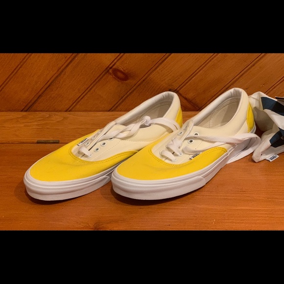 Vans Custom ERA Sneakers Brand New with Tags Unisex Yellow - Picture 2 of 13
